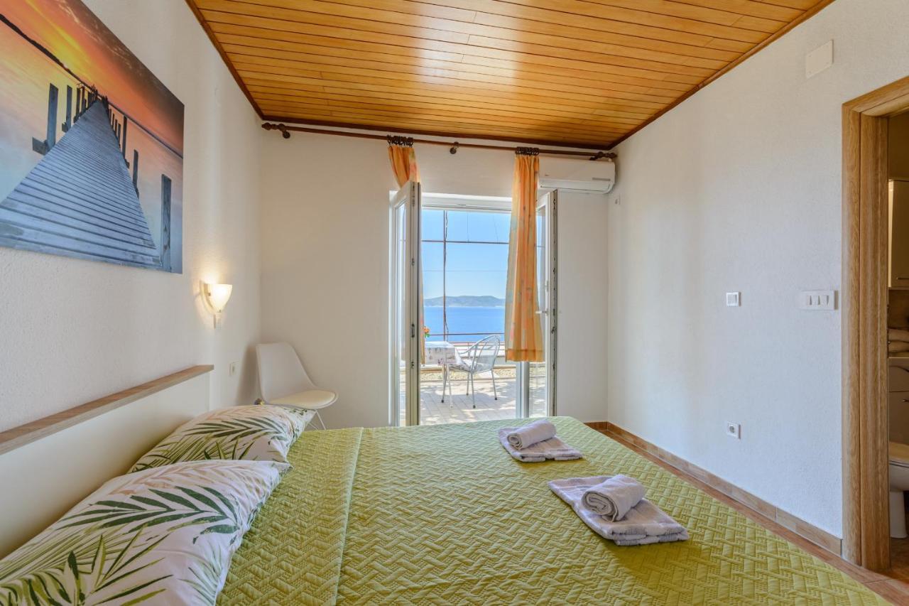 Rooms Sani Брела Экстерьер фото