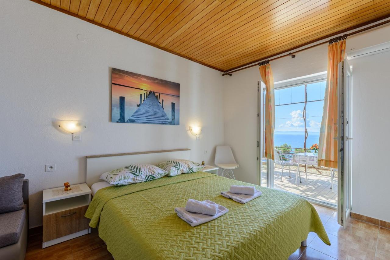 Rooms Sani Брела Экстерьер фото